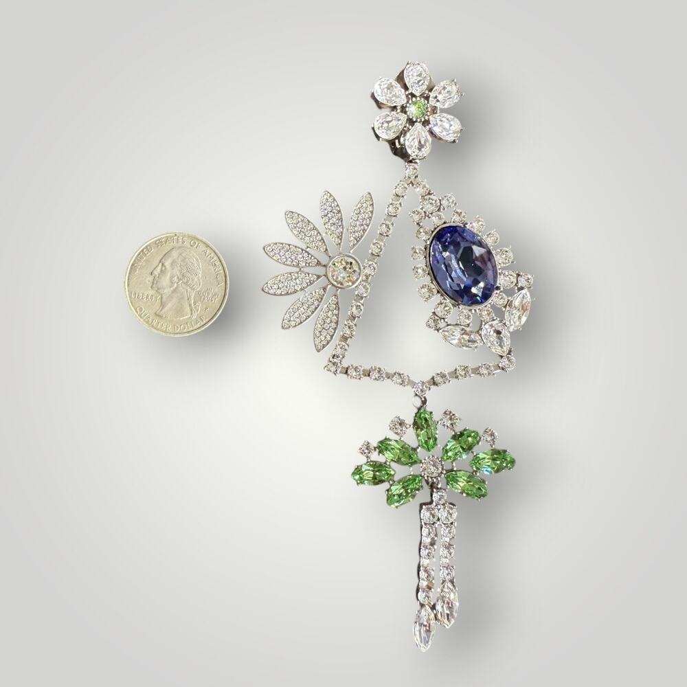 BURBERRY Asymmetrical Crystal Daisy Drop Clip-on Earrings MSRP $995 - Picture 13 of 15